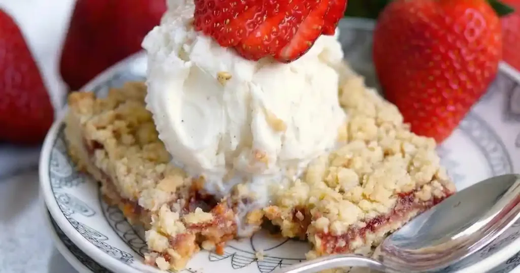 Strawberry Oatmeal Crumble Bars Recipe 1 strawberry oatmeal crumble bars recipe