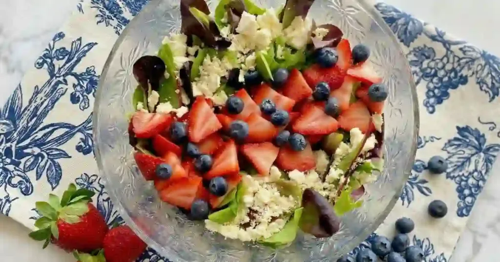 strawberry pecan salad recipe